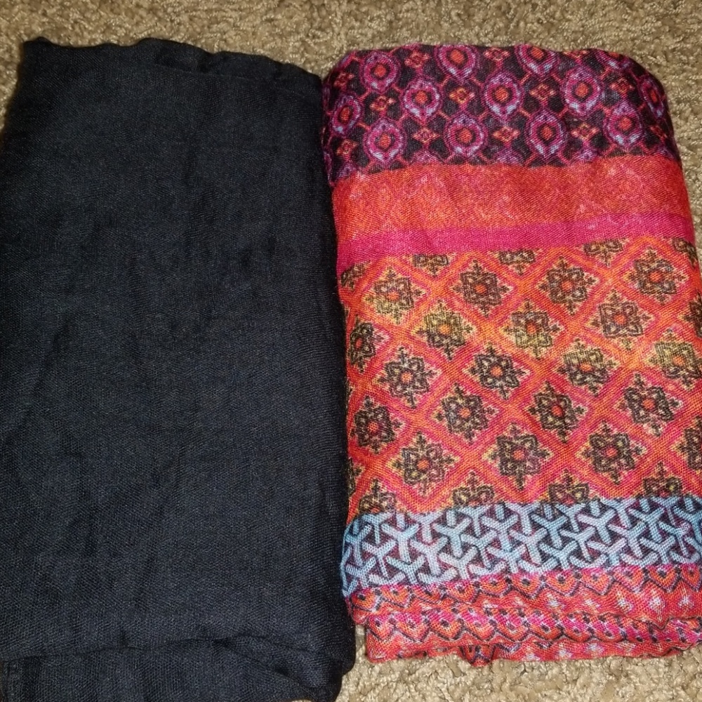 Two-pack infinity scarves
